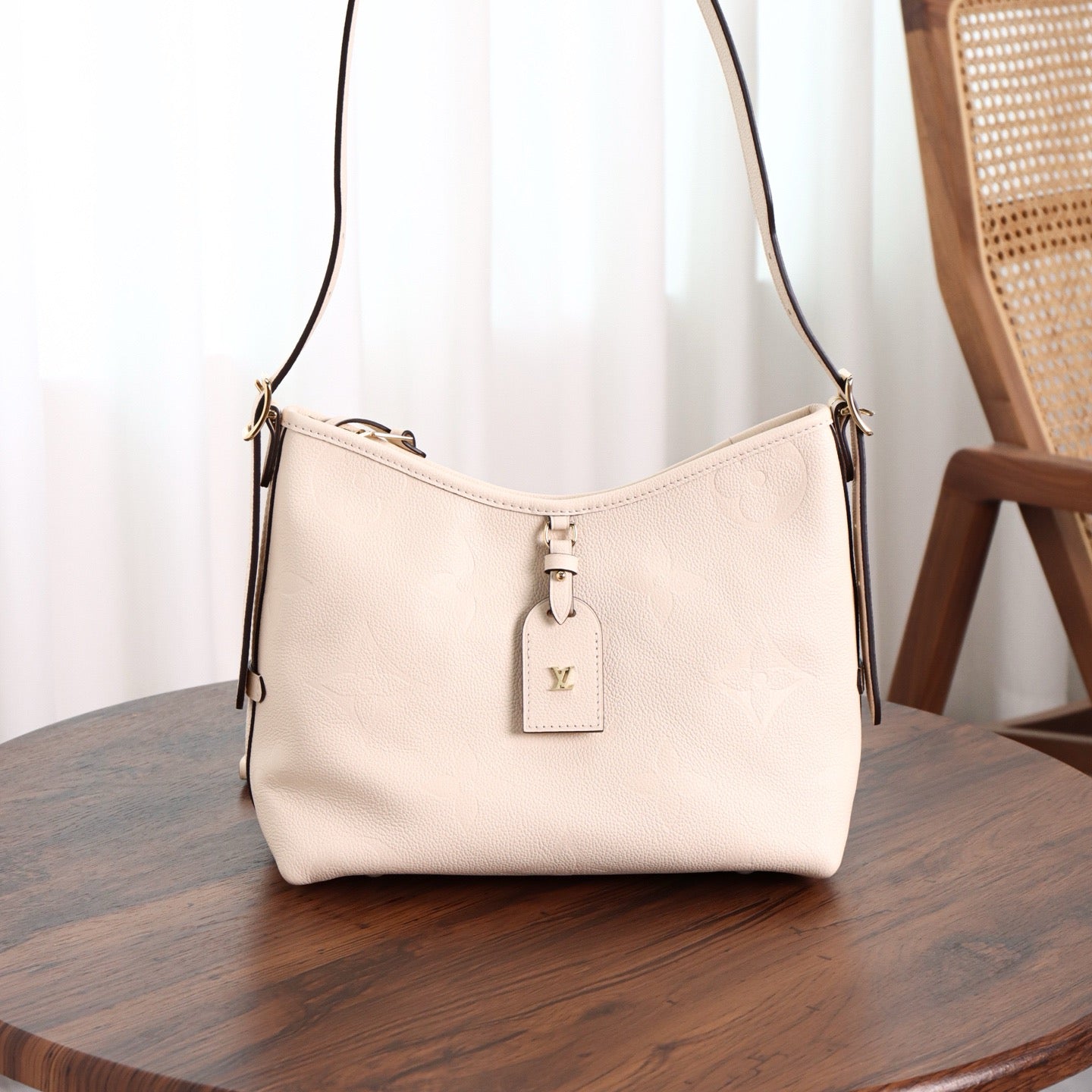 루이비통 앙프렝뜨 캐리올 PM