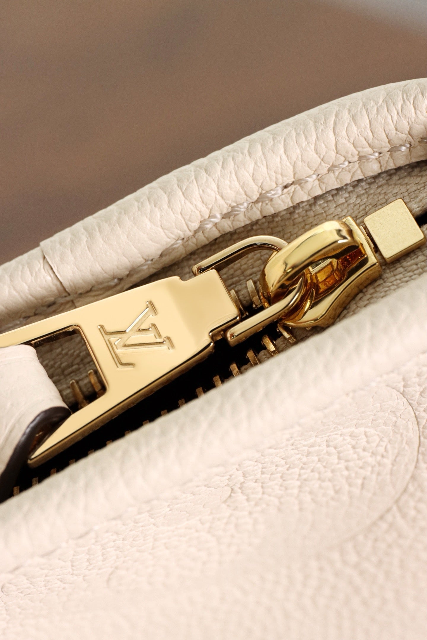 루이비통 앙프렝뜨 캐리올 PM