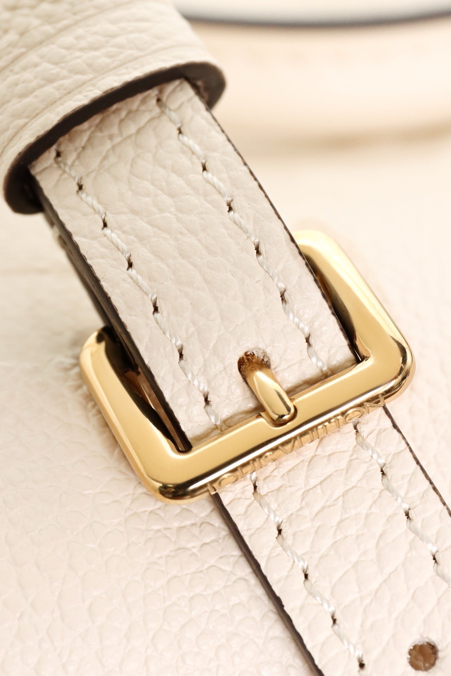 루이비통 앙프렝뜨 온더고 PM