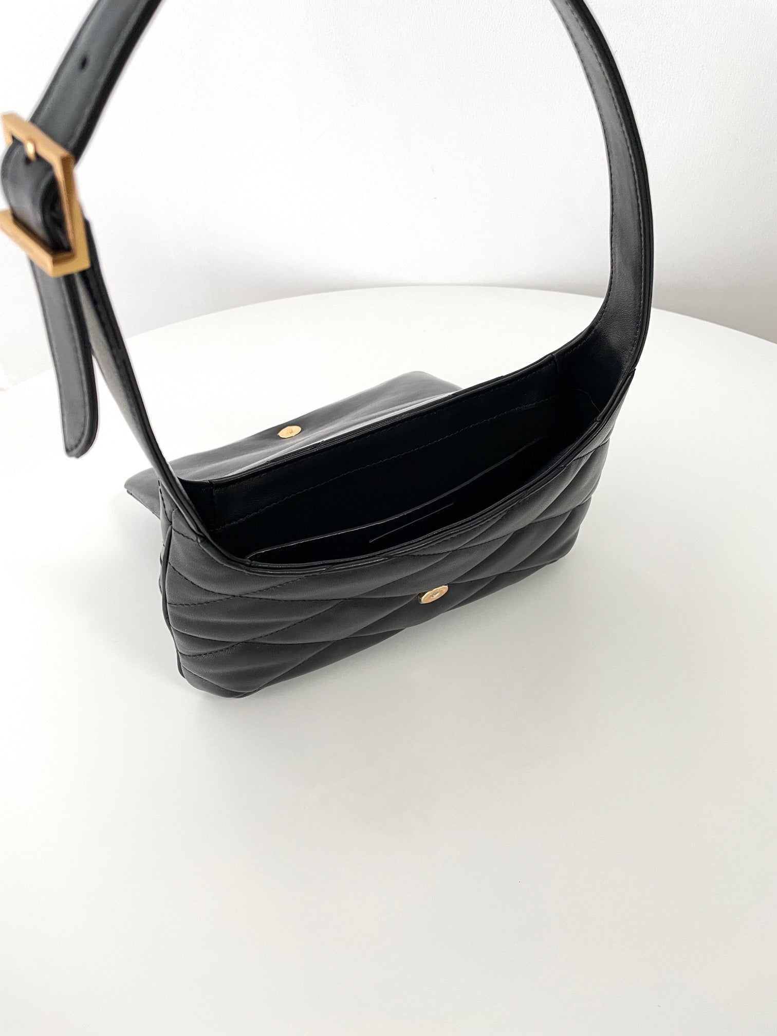 생로랑 LE 57 숄더백 퀼티드 램스킨