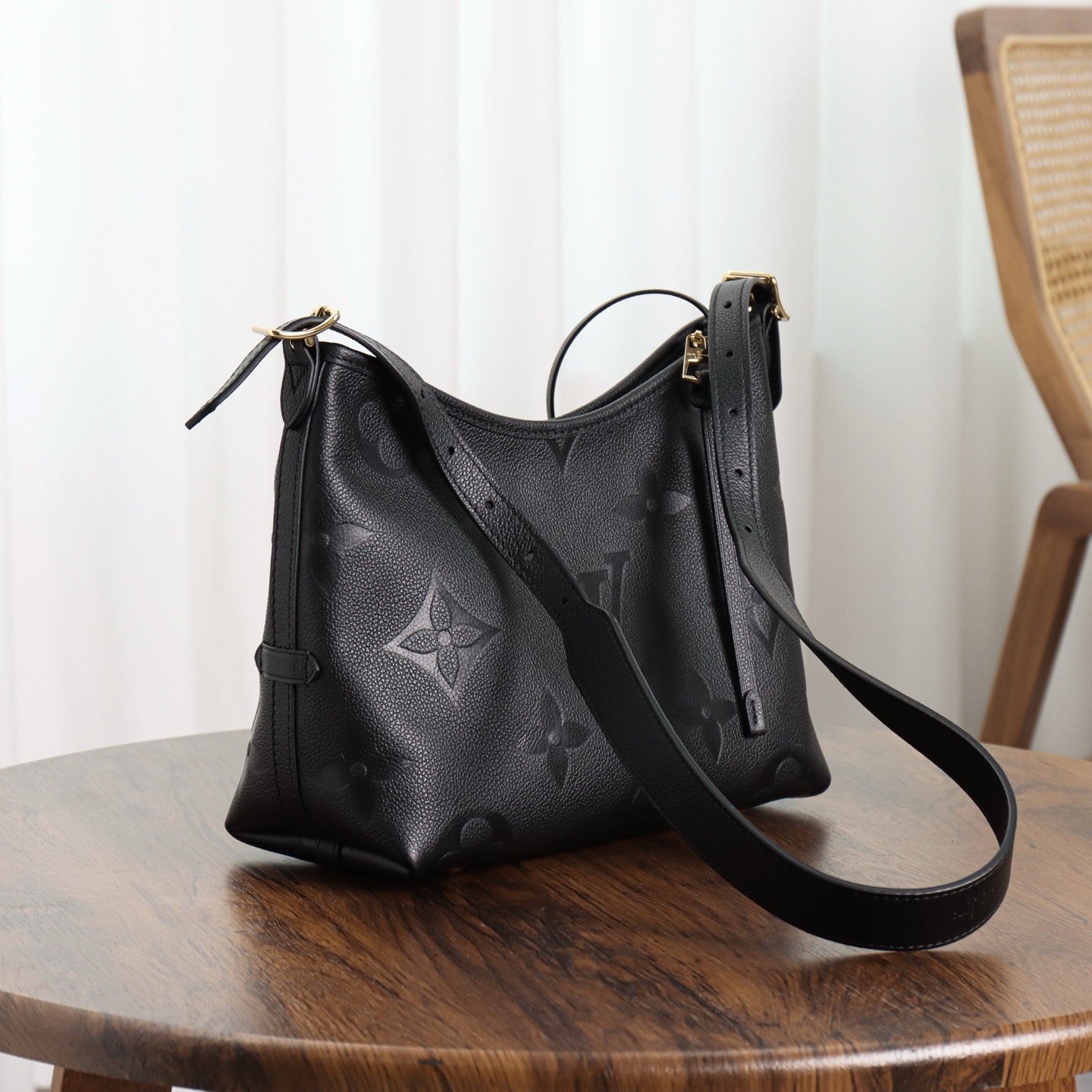 루이비통 앙프렝뜨 캐리올 PM