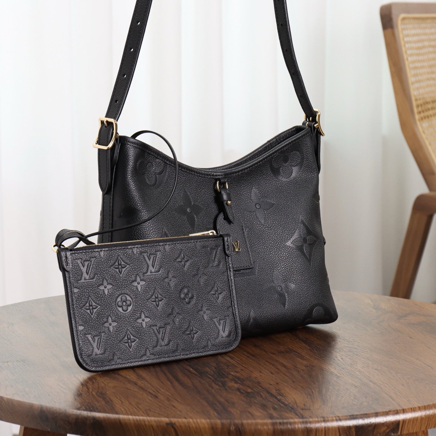 루이비통 앙프렝뜨 캐리올 PM