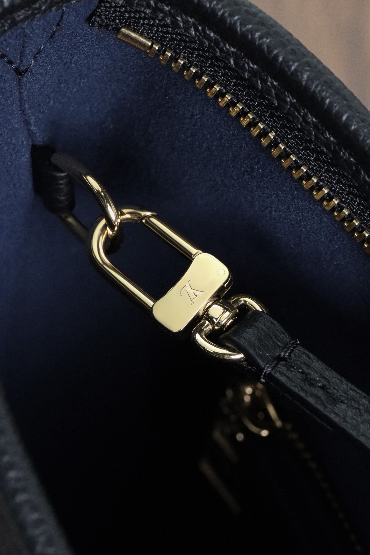 루이비통 앙프렝뜨 캐리올 PM