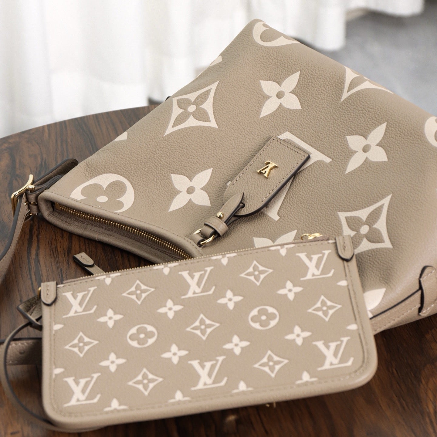 루이비통 앙프렝뜨 캐리올 PM