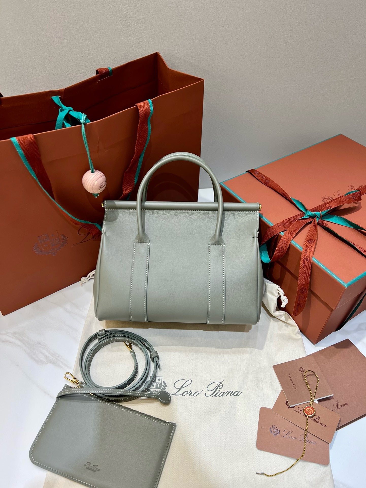 로로피아나 룸백 L25 (글로리 그린)