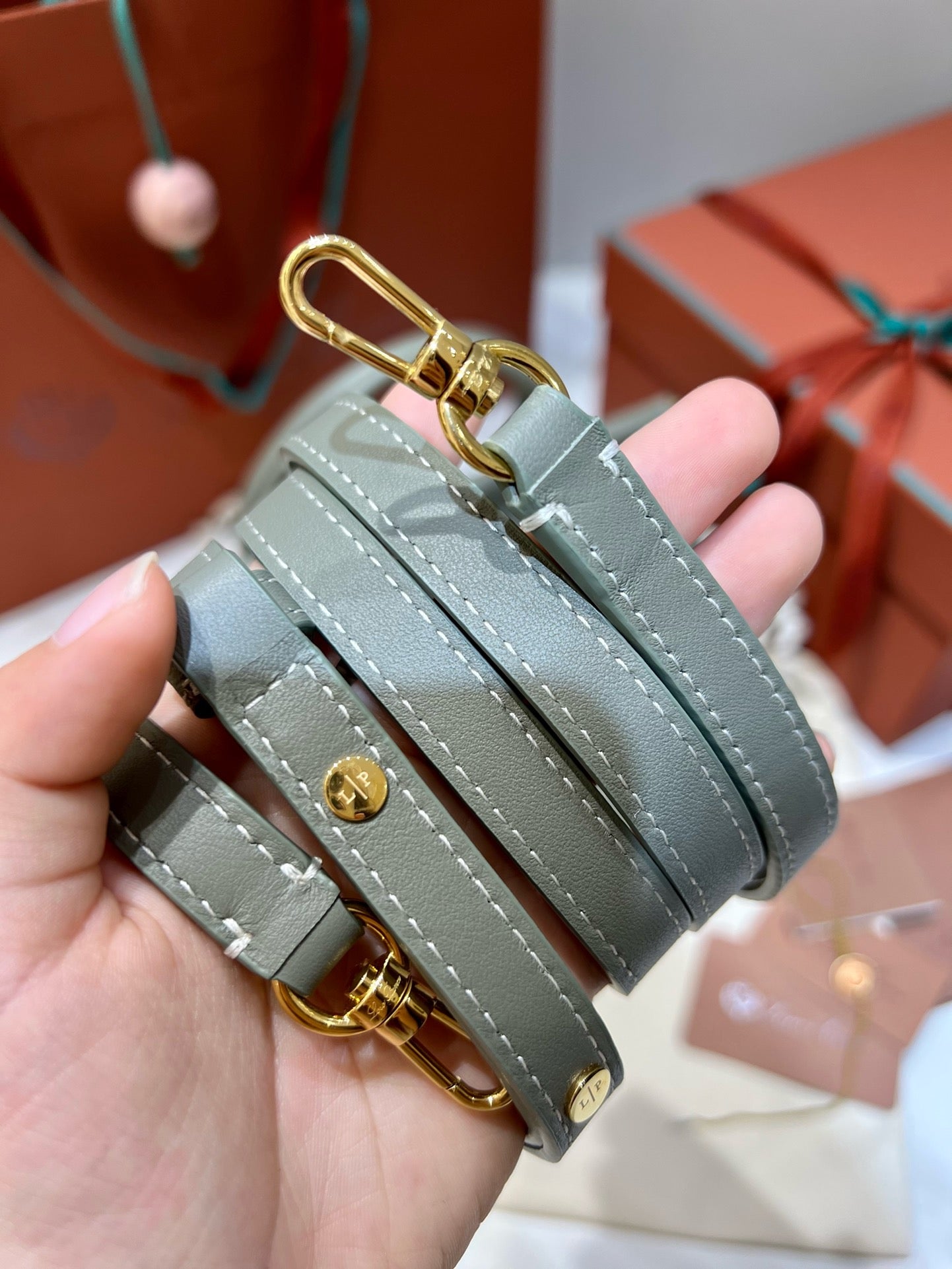 로로피아나 룸백 L25 (글로리 그린)