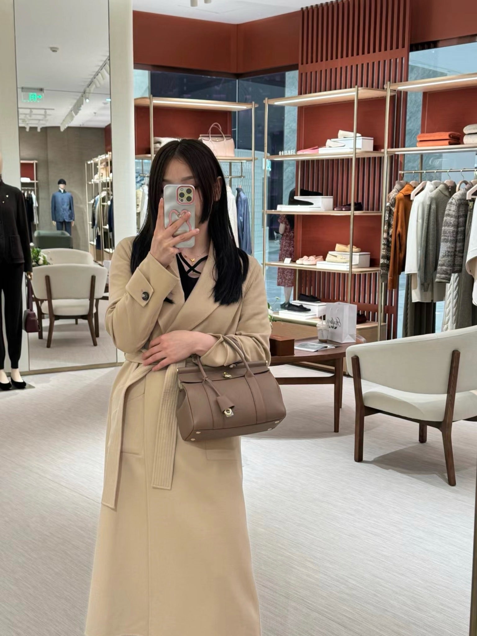로로피아나 룸백 L25