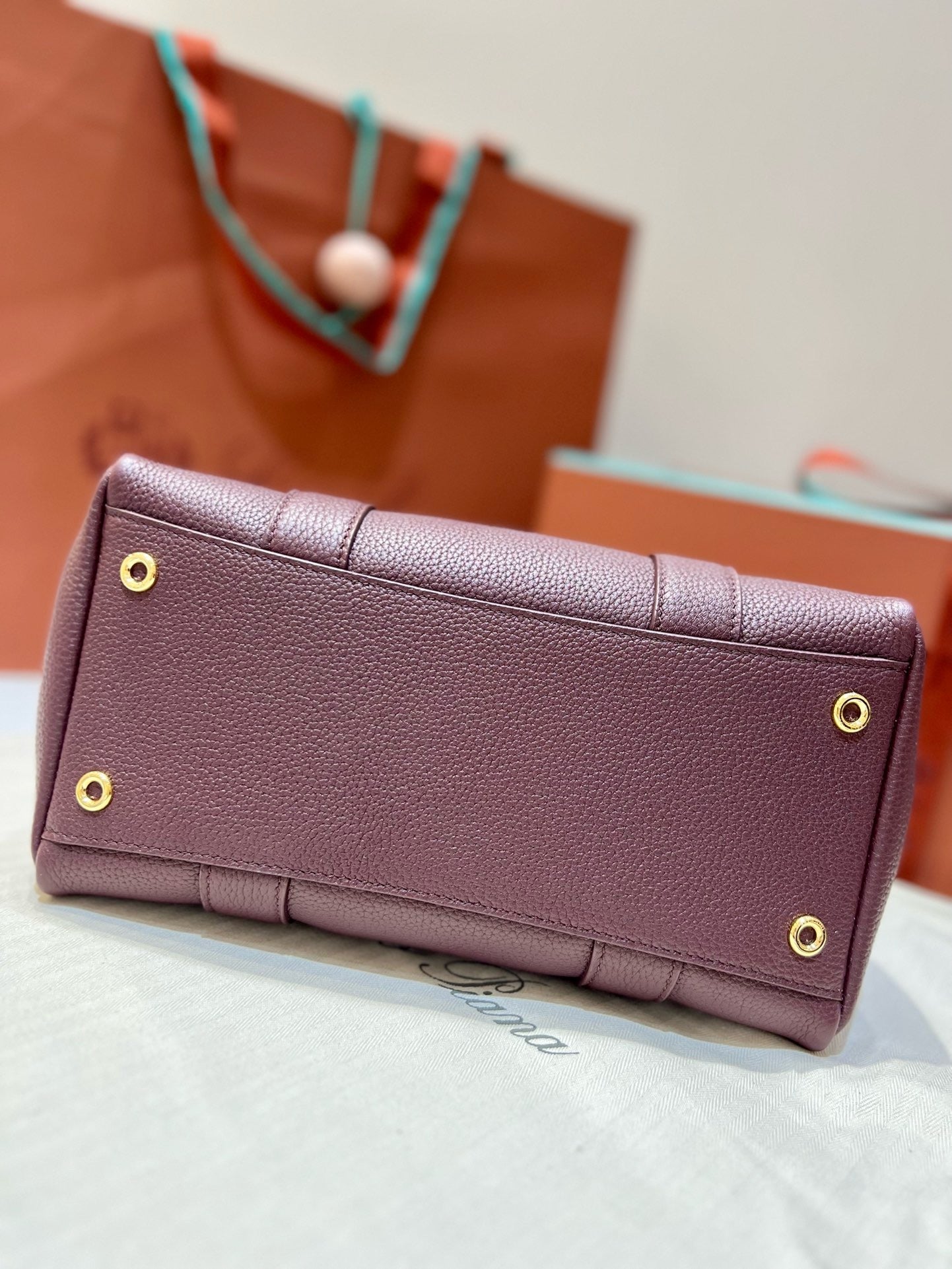 로로피아나 룸백 L25 (아즈키 빈즈)