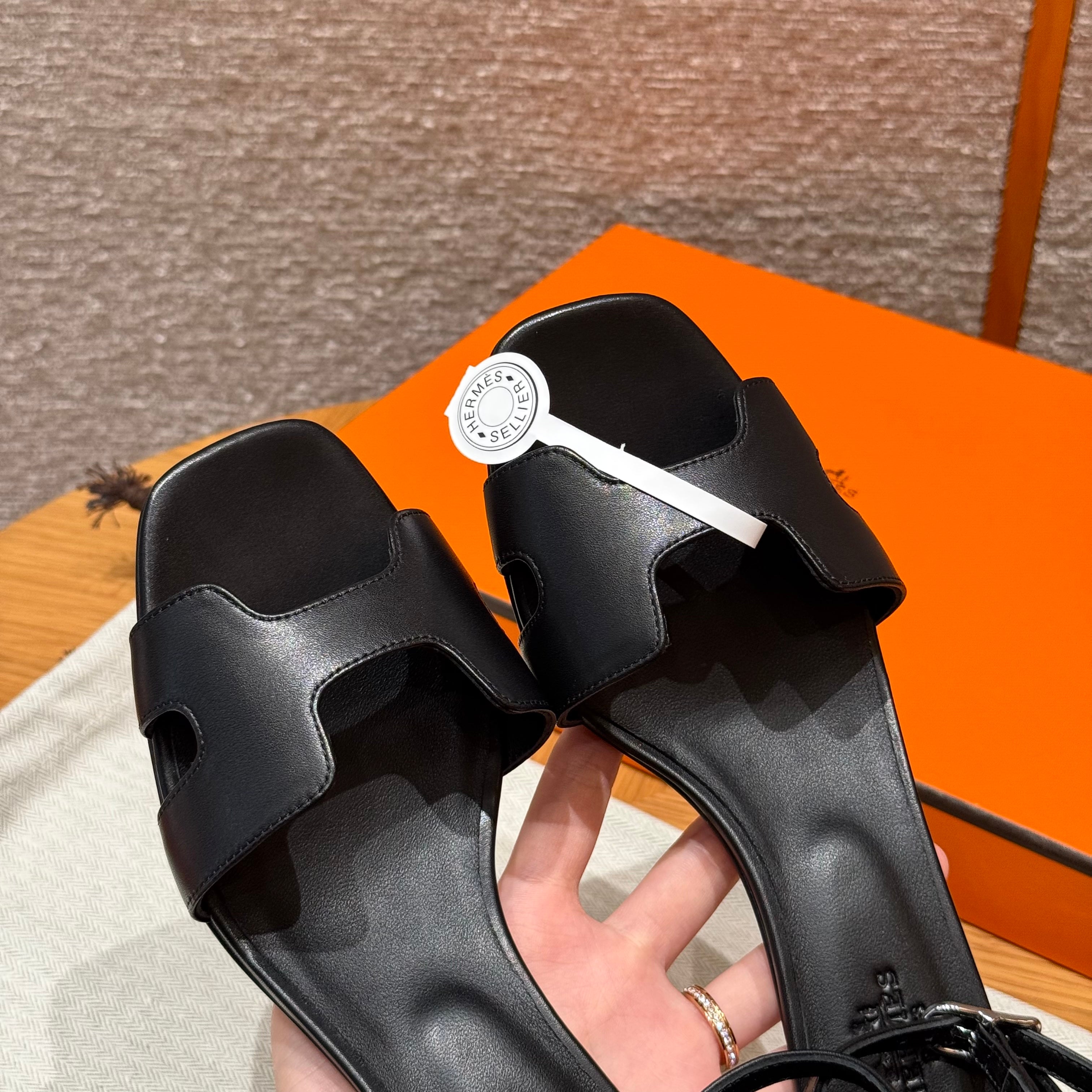 에르메스 조이 70 샌들  굽 2.2 cm