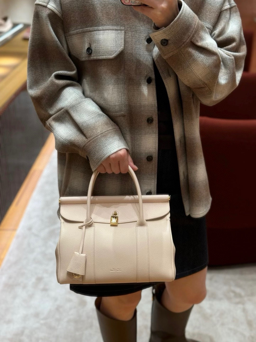 로로피아나 룸백 L25