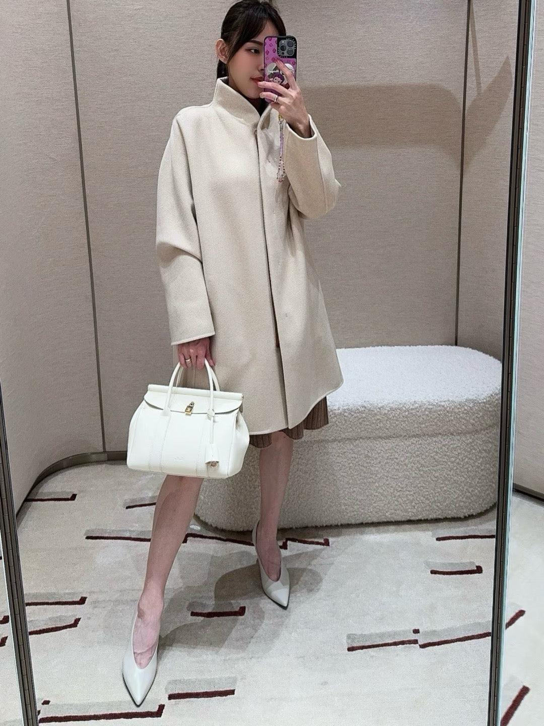 로로피아나 룸백 L25 (위스퍼 화이트)