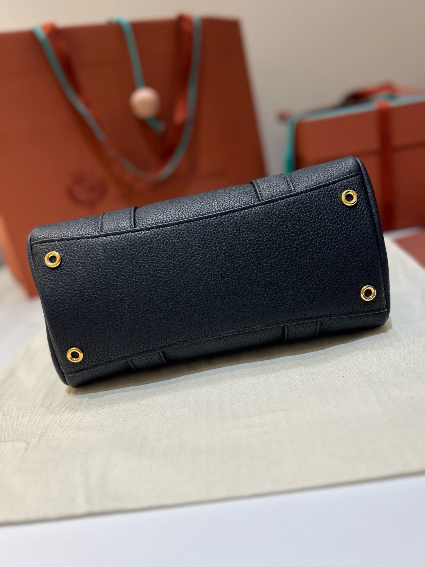 로로피아나 룸백 L25