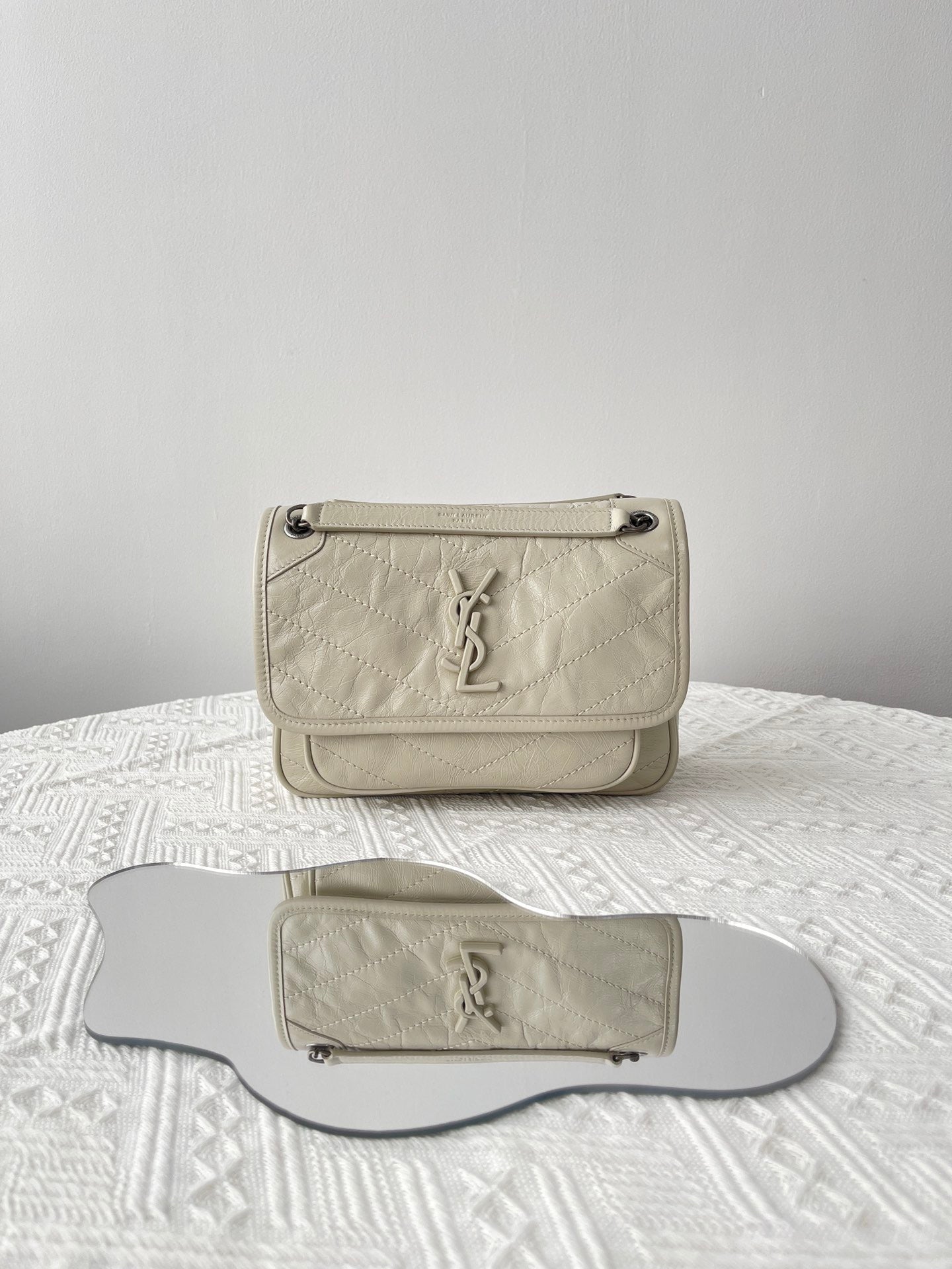 생로랑 니키백 베이비 빈티지 레더