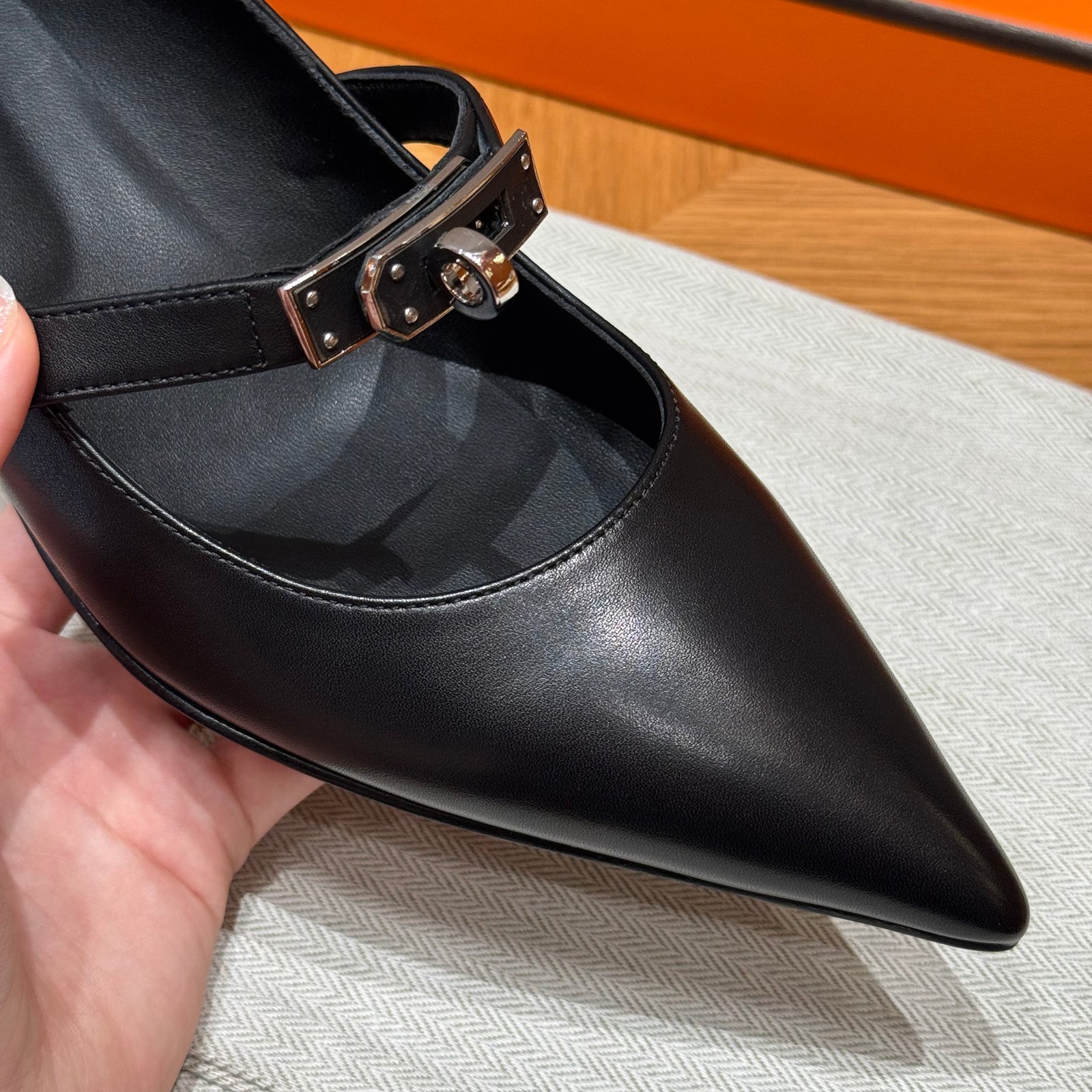 에르메스 kiara 40 펌프스