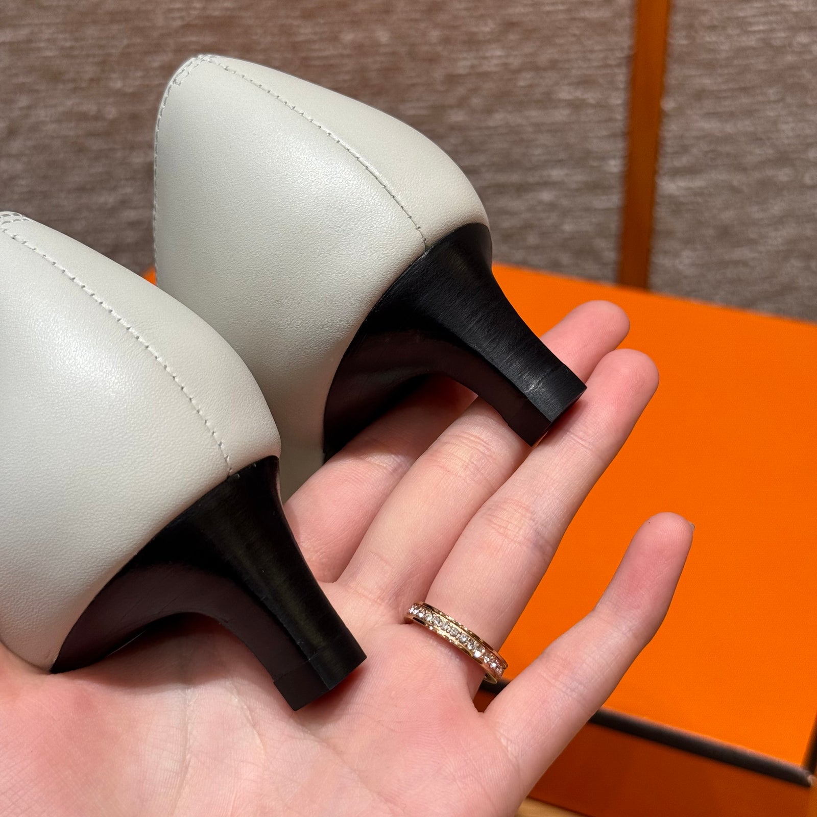 에르메스 kiara 40 펌프스