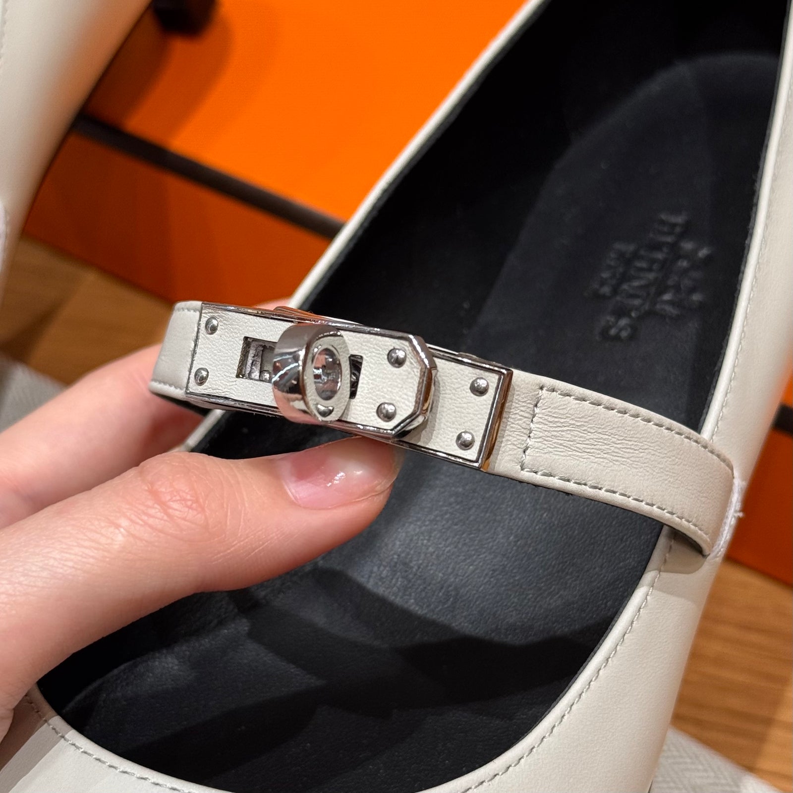 에르메스 kiara 40 펌프스