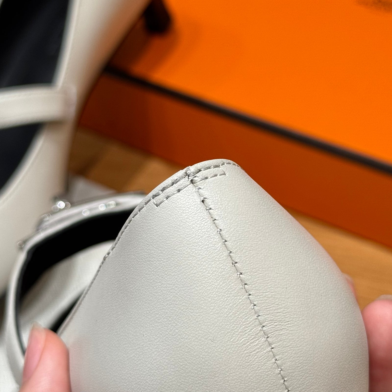 에르메스 kiara 40 펌프스