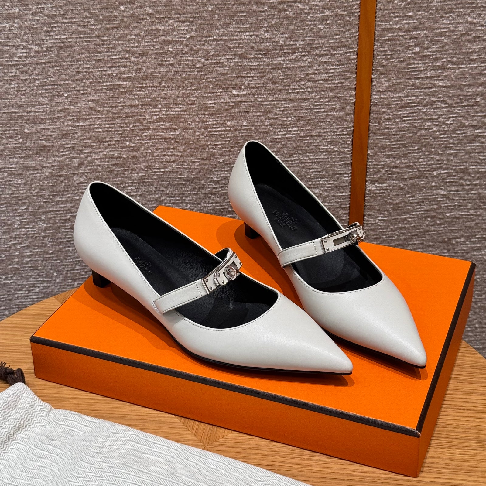 에르메스 kiara 40 펌프스