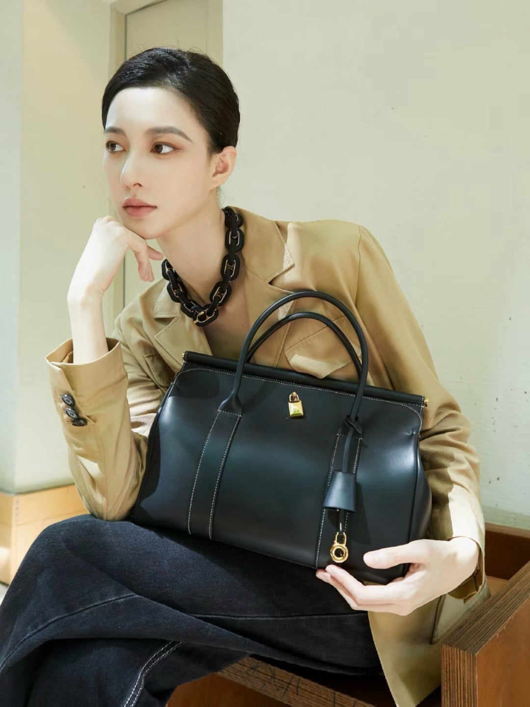로로피아나 룸백 L32