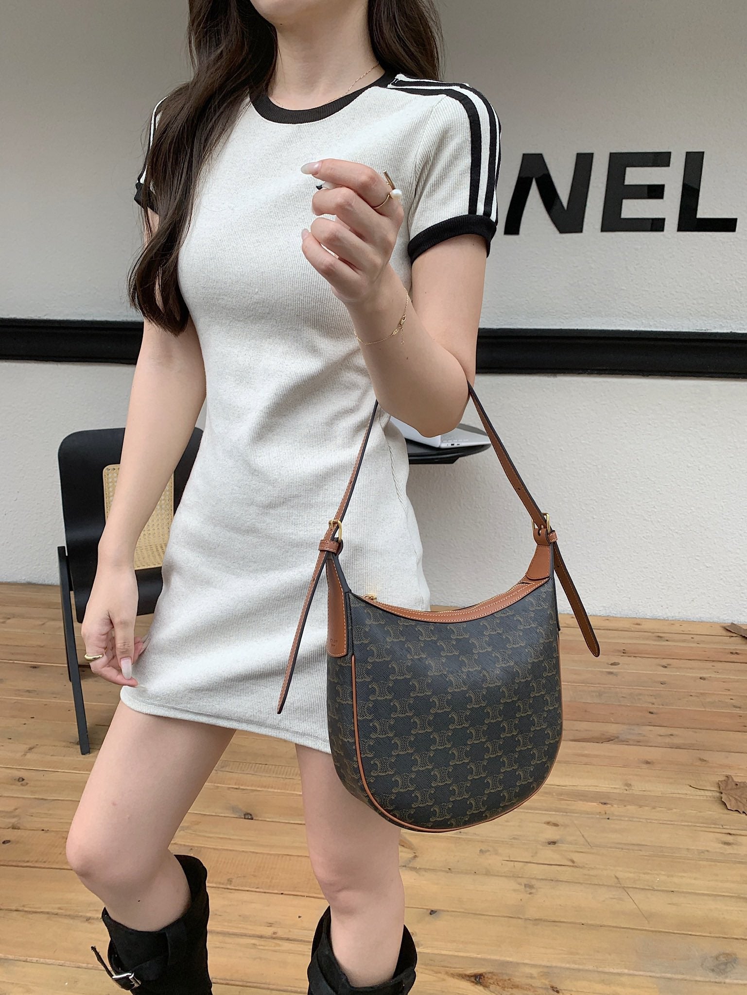 셀린느 엘로이즈백 캔버스 스몰