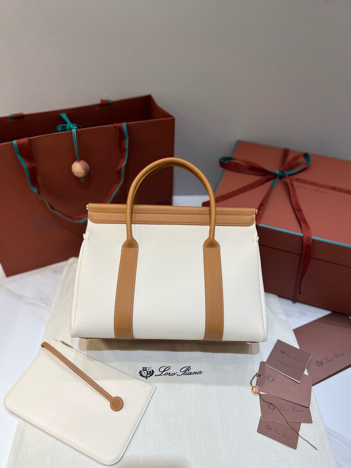 로로피아나 룸백 L32 코튼