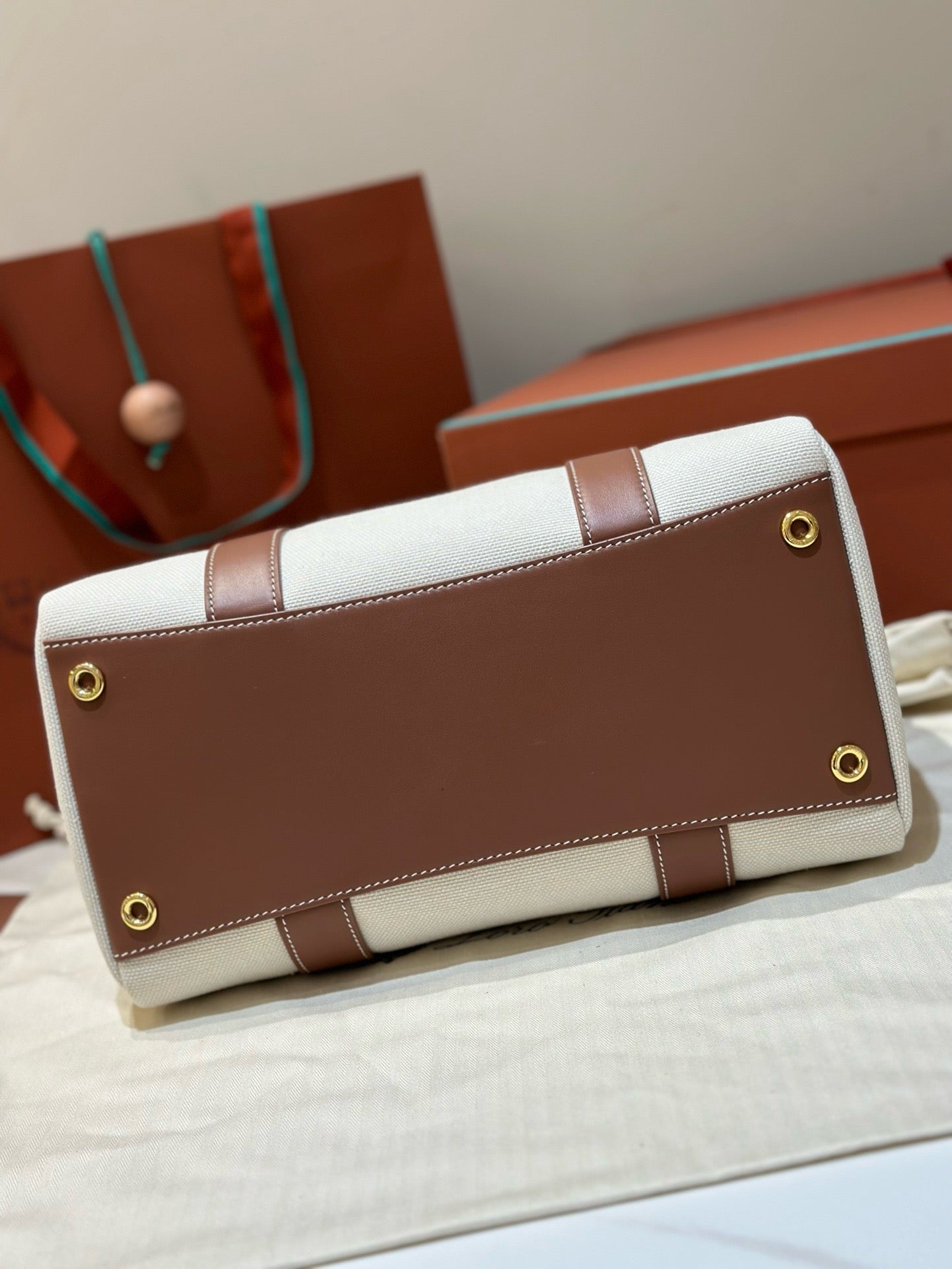 로로피아나 룸백 L32 코튼