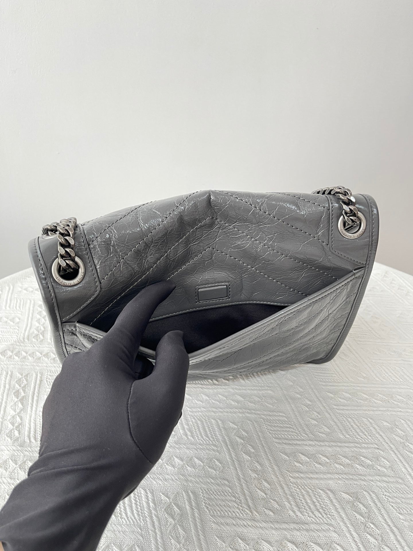 생로랑 니키백 미디움 빈티지 레더