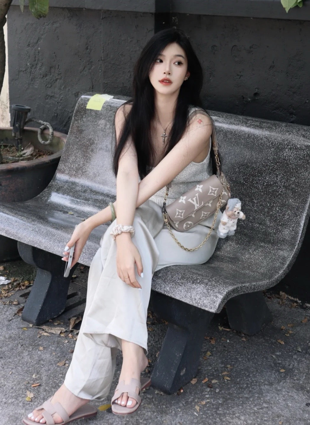 루이비통 월릿 온 체인 앙프렝뜨 아이비