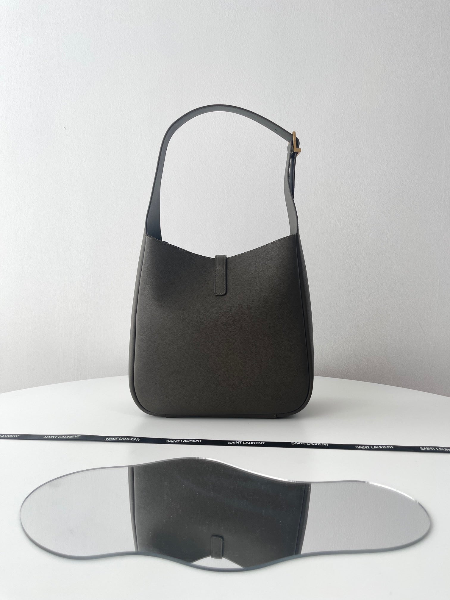 생로랑 LE 5À7 호보 스몰