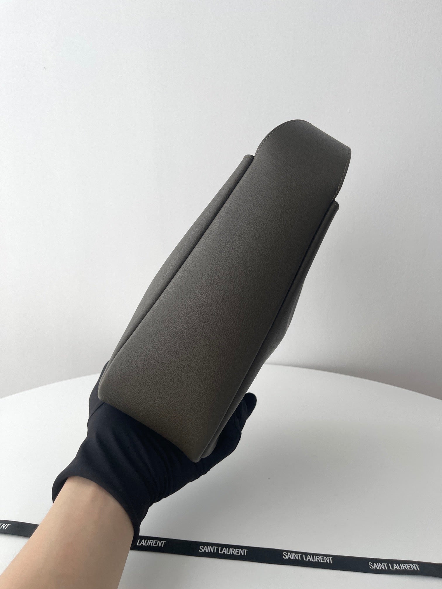 생로랑 LE 5À7 호보 스몰