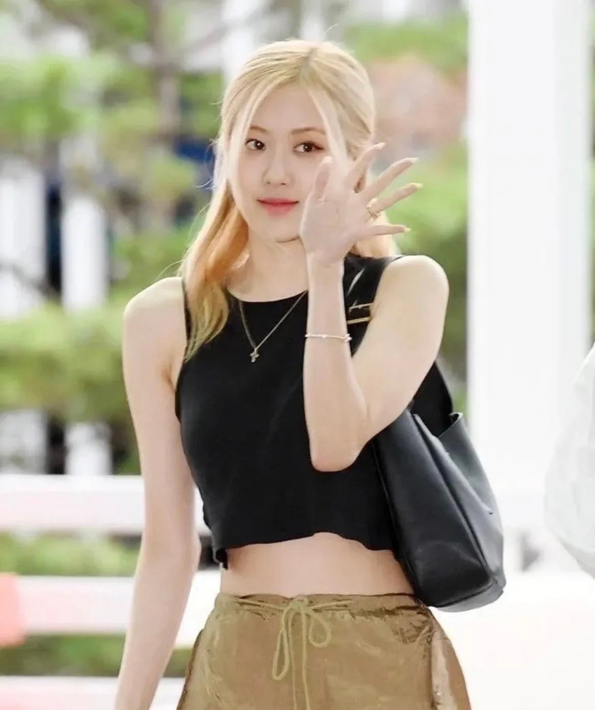 생로랑 LE 5À7 호보 스몰