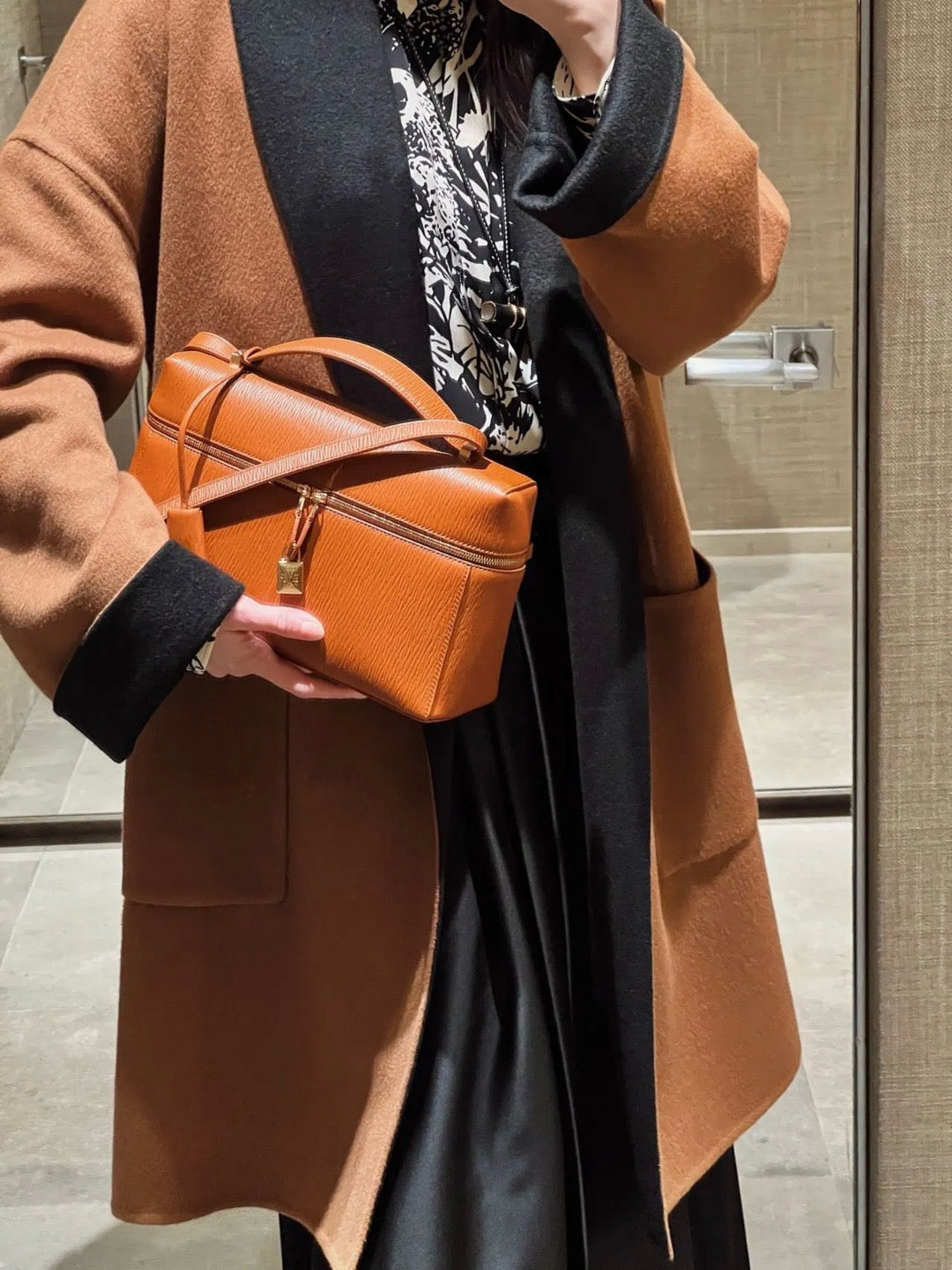 로로피아나 엑스트라백 L27 에비에이션 그레인