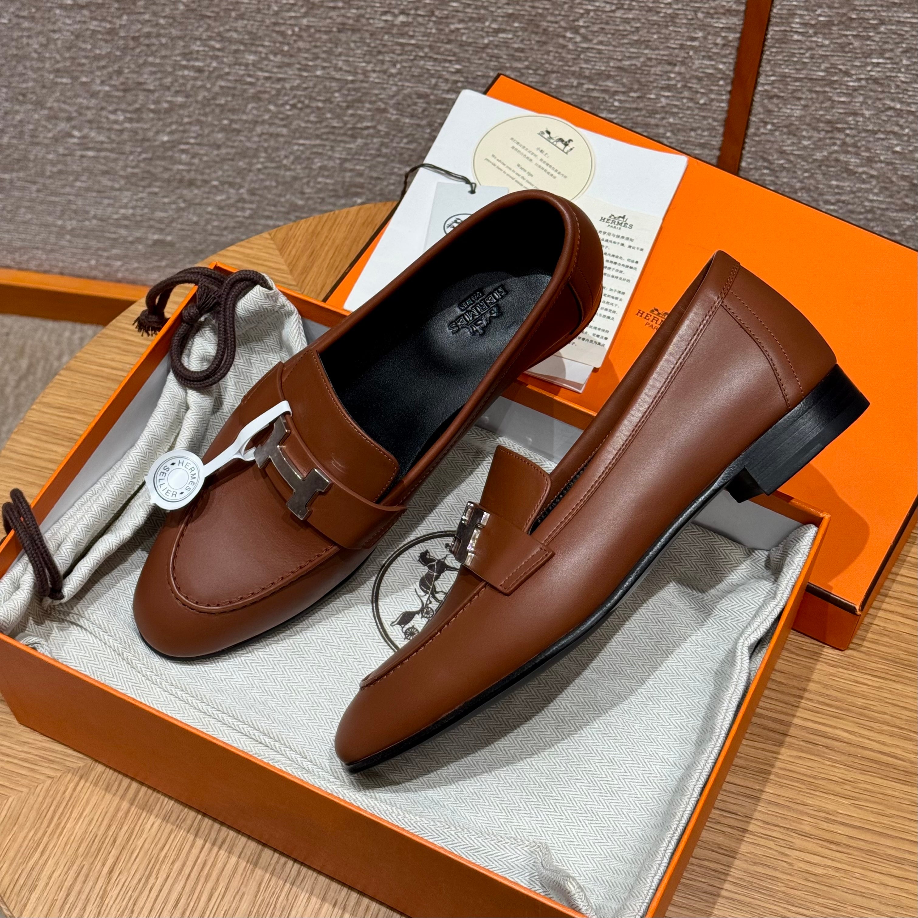 에르메스 Paris 파리 로퍼 은장