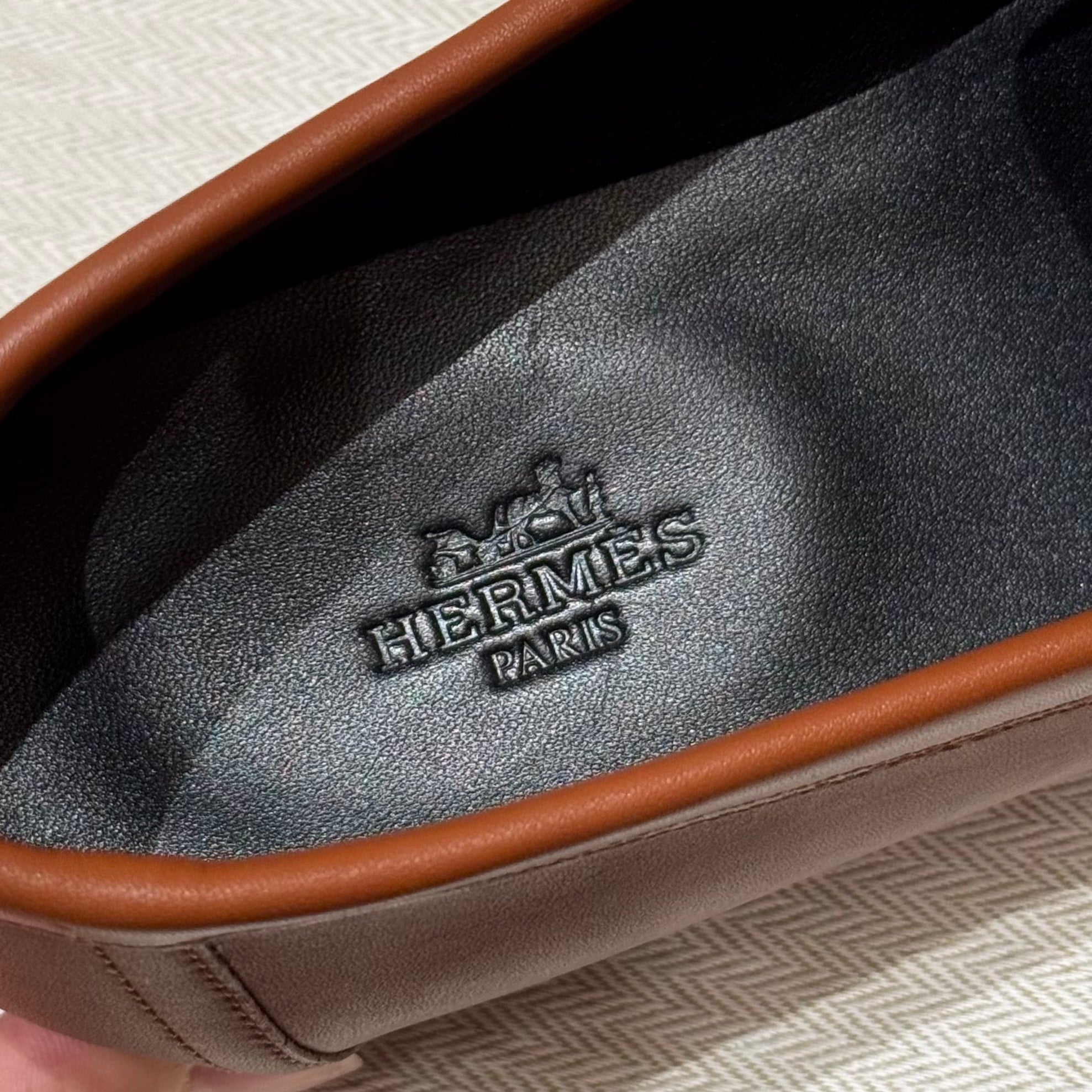 에르메스 Paris 파리 로퍼 은장