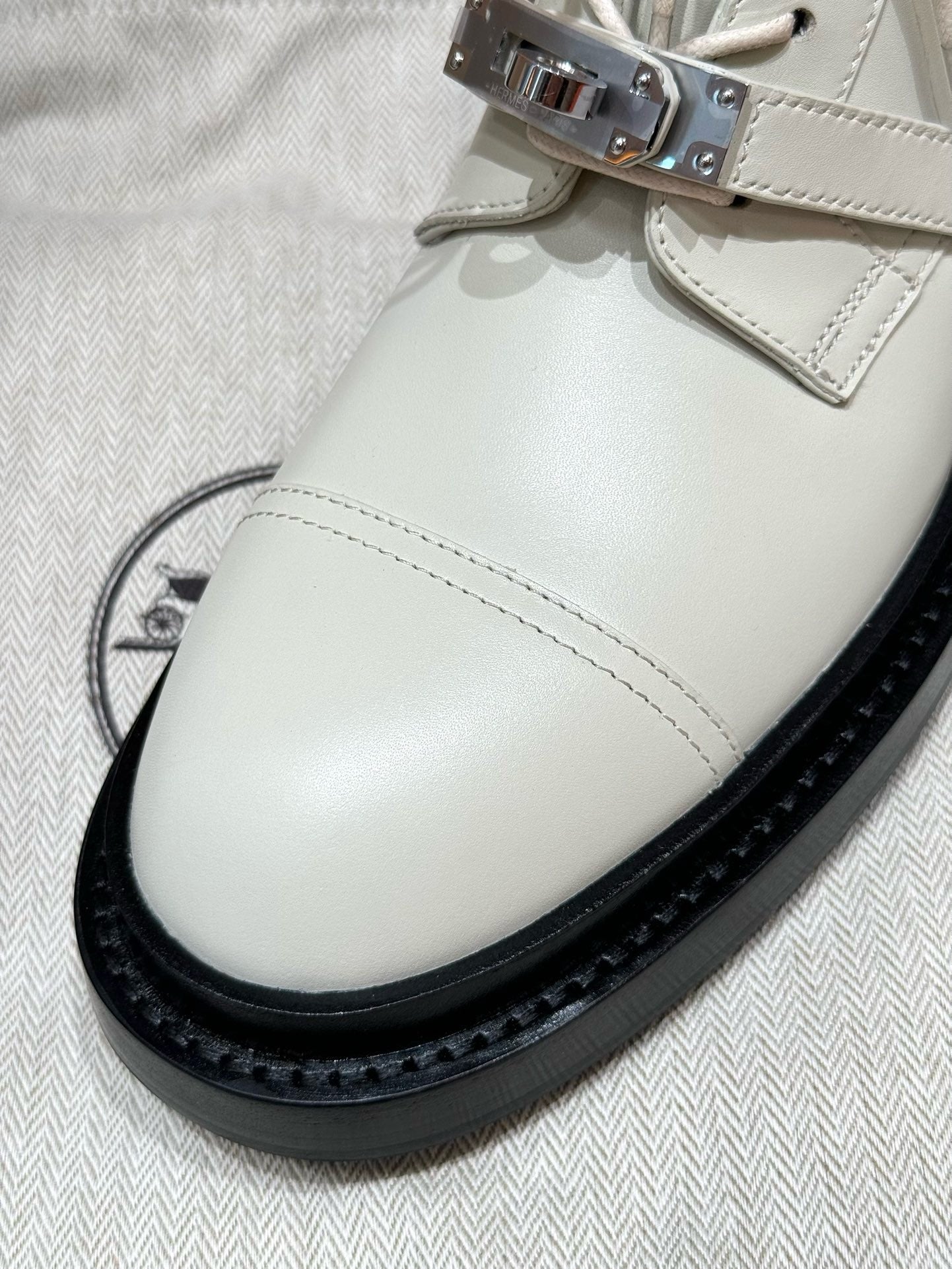 에르메스 First 퍼스트 로퍼