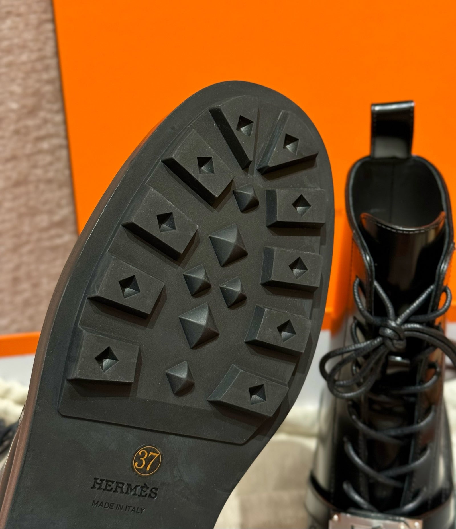 에르메스 First 퍼스트 로퍼