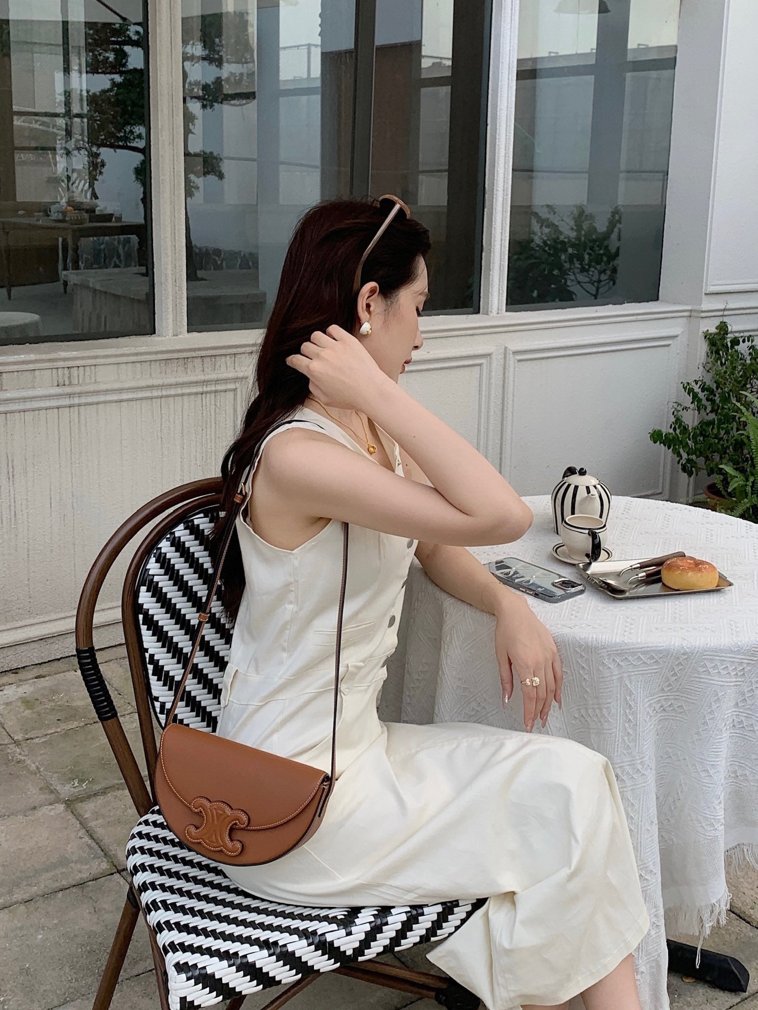 셀린느 퀴르 트리옹프 베사체백