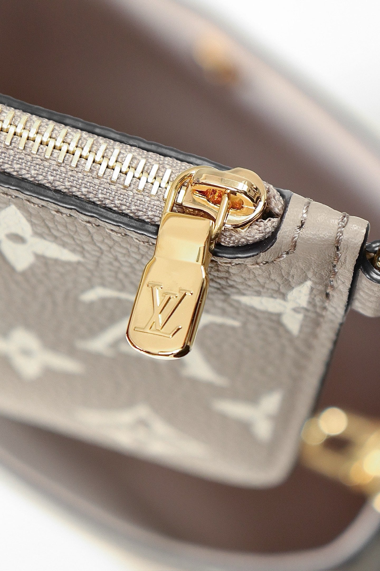 루이비통 앙프렝뜨 바이컬러 올 인 BB