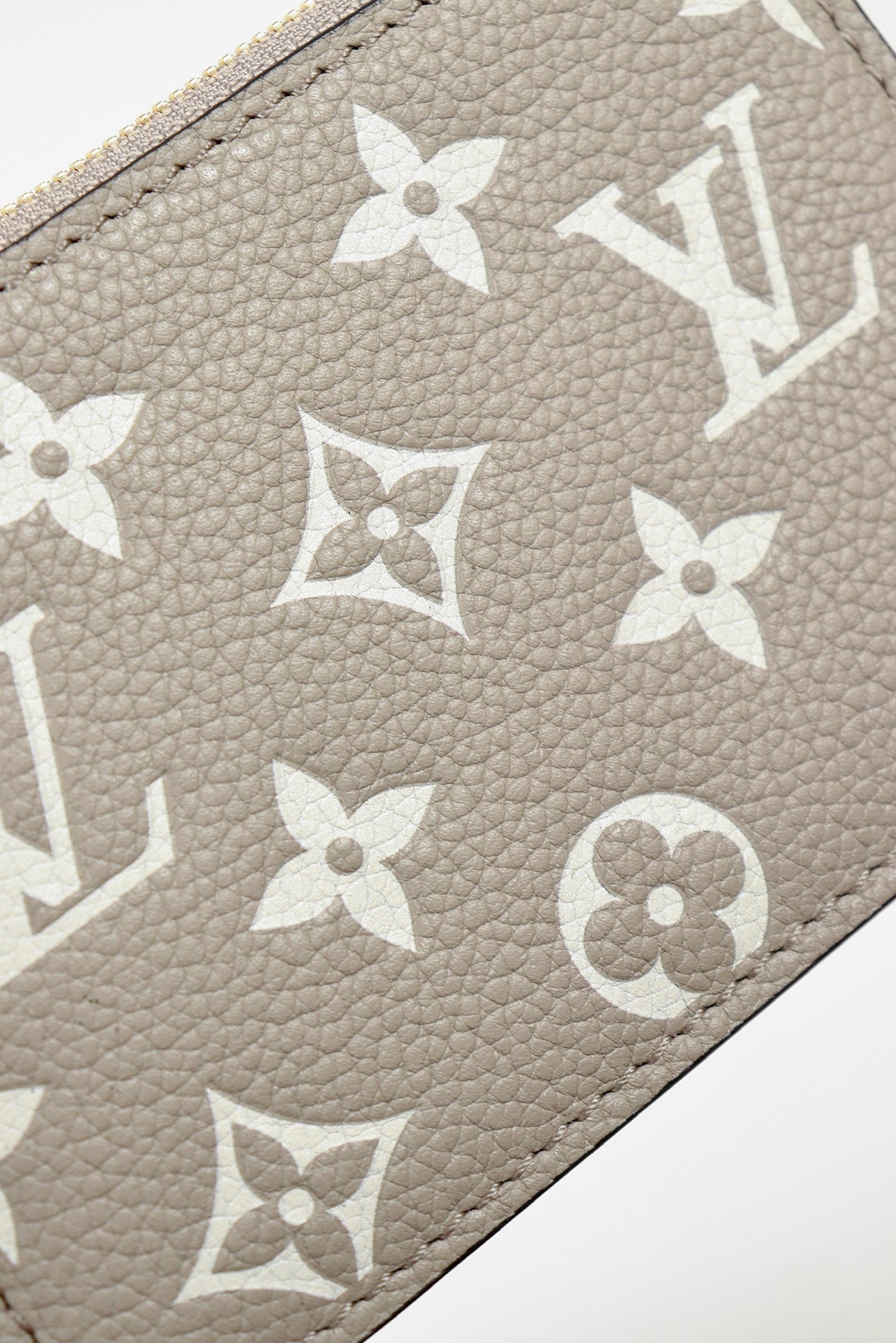 루이비통 앙프렝뜨 바이컬러 올 인 BB