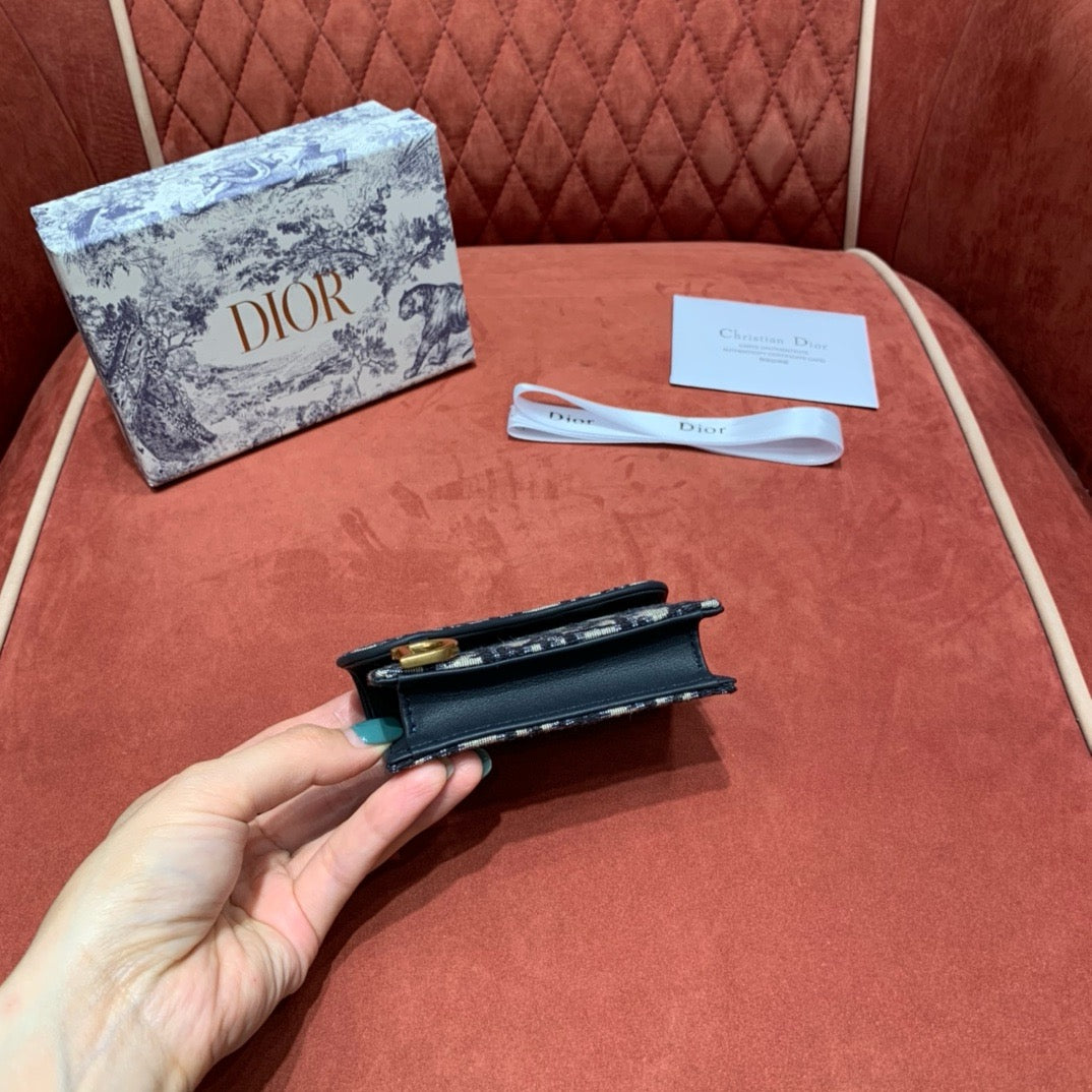 디올 새들 플랩 오블리크 카드