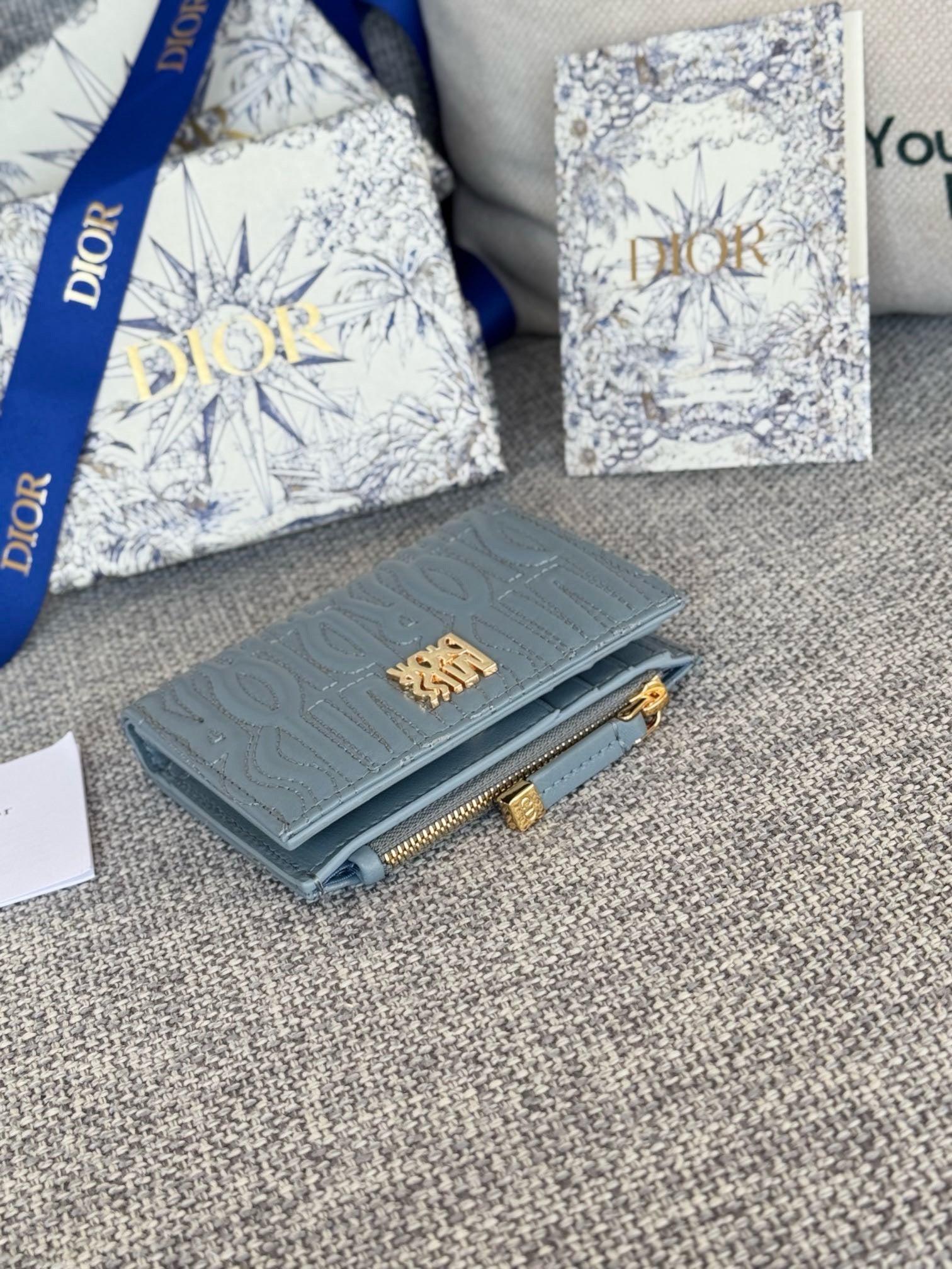 디올 미스 디올 달리아 울오버 지갑