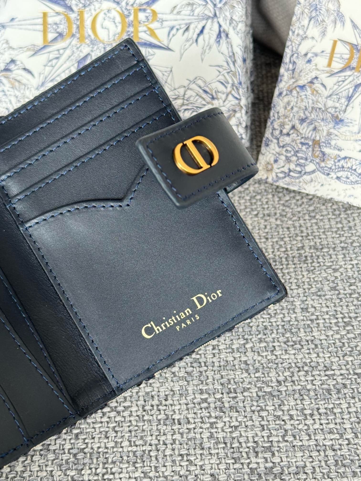 디올 30 몽테인 오블리크 단델리온 카드 홀더