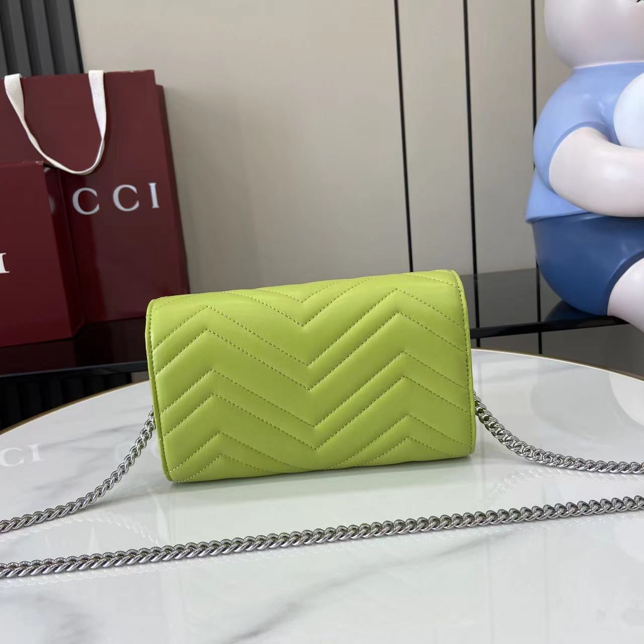 구찌 GG 마몬트 체인 달린 지갑