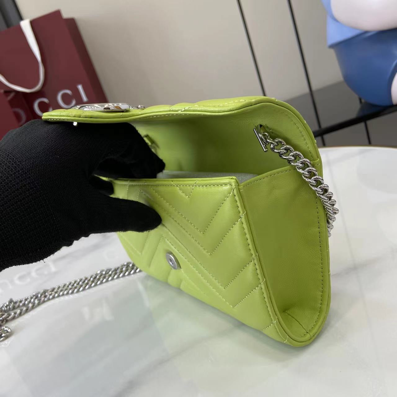 구찌 GG 마몬트 체인 달린 지갑