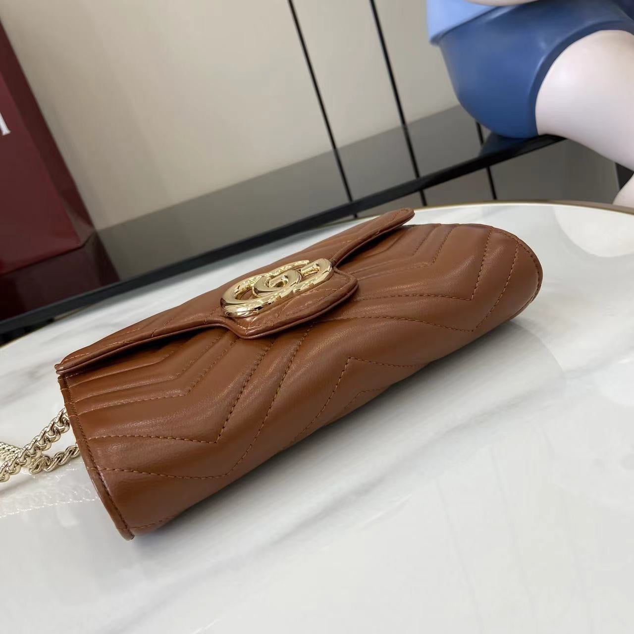 구찌 GG 마몬트 체인 달린 지갑