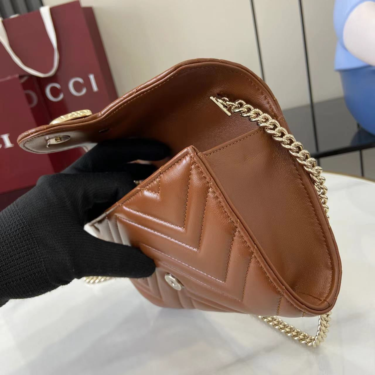 구찌 GG 마몬트 체인 달린 지갑