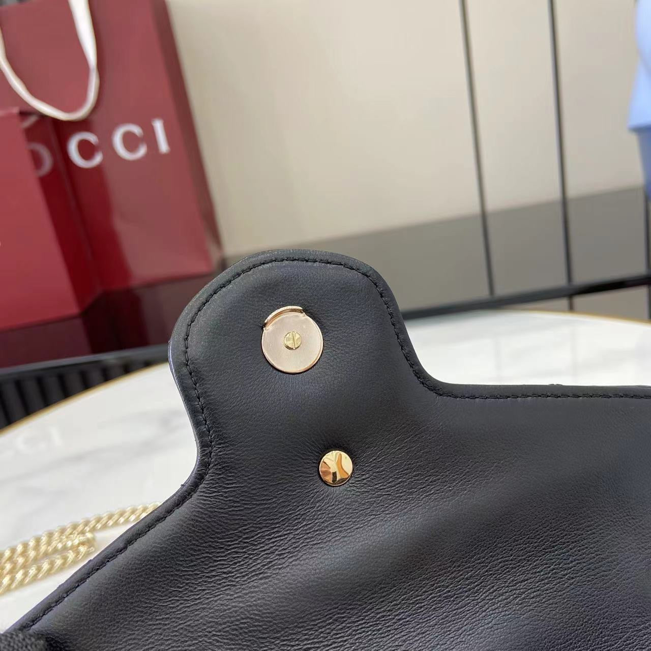 구찌 GG 마몬트 체인 달린 지갑