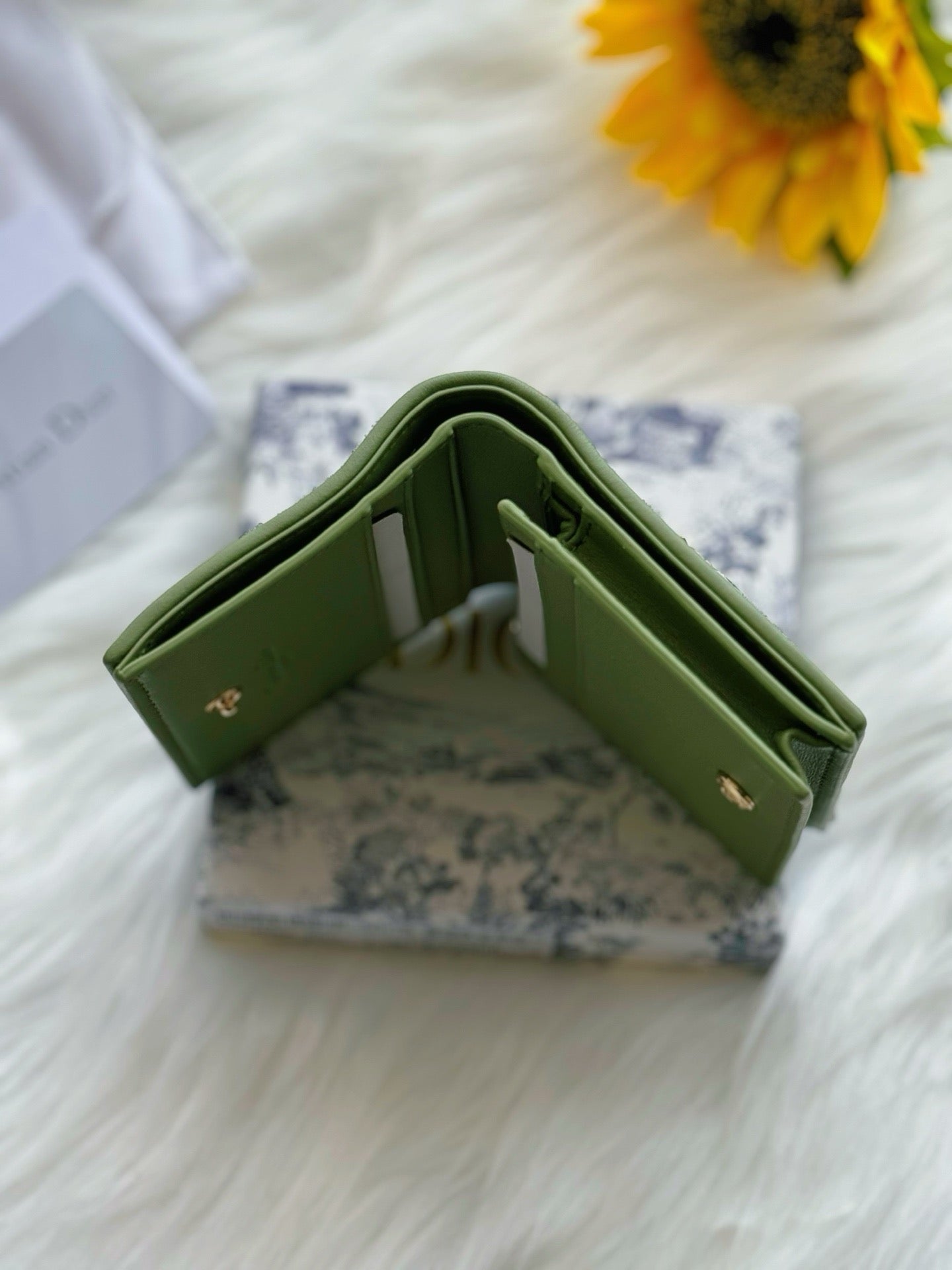 디올 레이디 반지갑