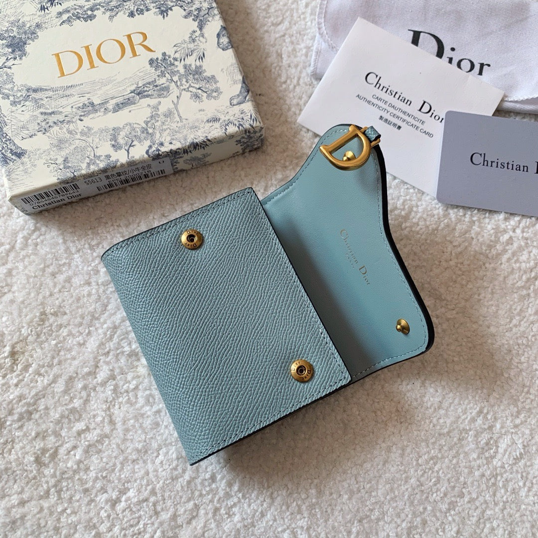 디올 새들 그레인 로투스 지갑