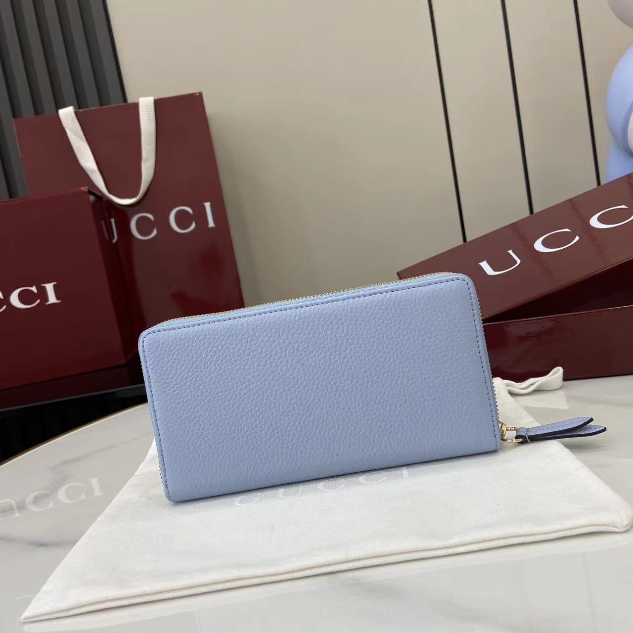 구찌 GG 마몬트 그레인 레더 지퍼 장지갑